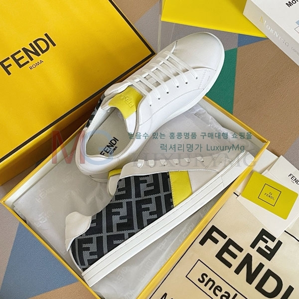   Signature Ŀ FF006812