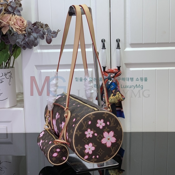 ̺ x TM ߿  ׷ M13097-1