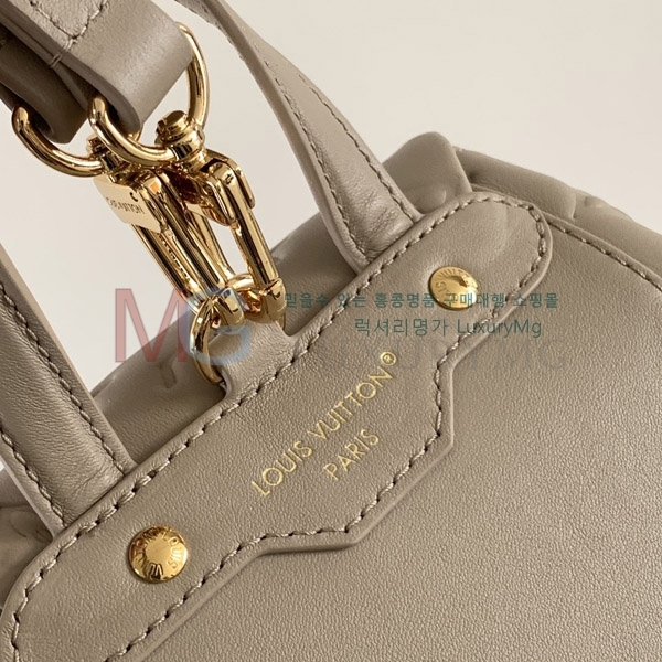 ̺   PM M13357-2