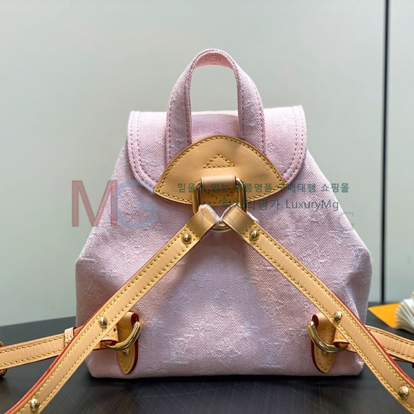 ̺   M13031-1