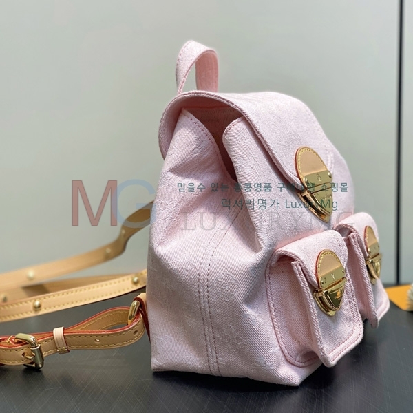 ̺   M13031-1