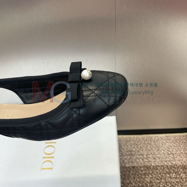  ̵ DI6541162-1