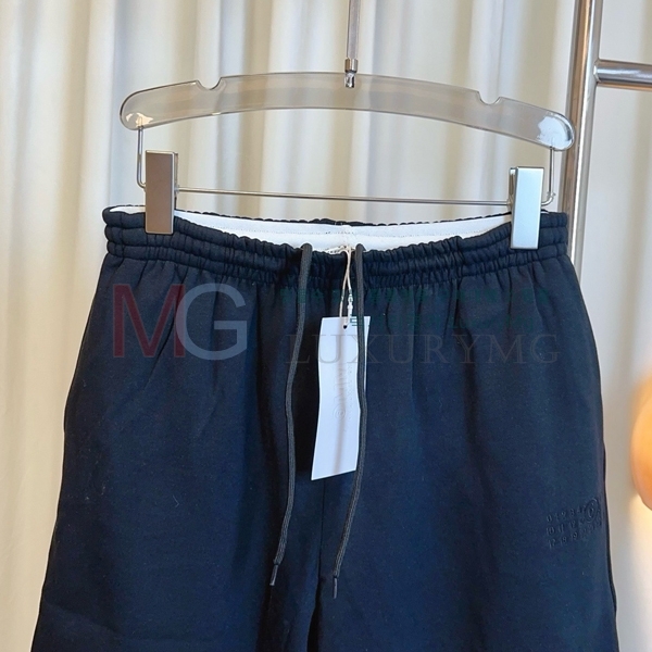    MJ254216-1