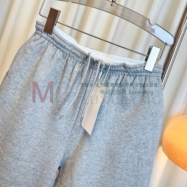    MJ254216-3