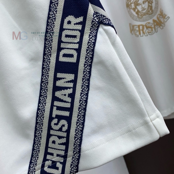   ݹ D20041680-2