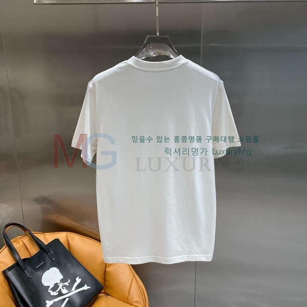    Ƽ DR4236732-1