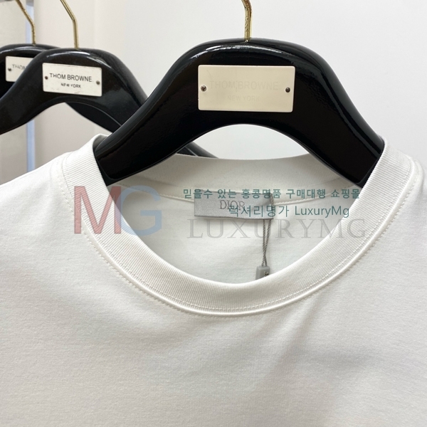    Ƽ DR4236729-1