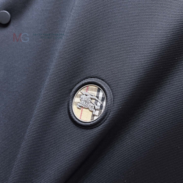   ī  B591151-3