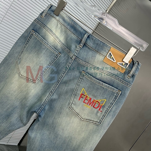   û FD4863874