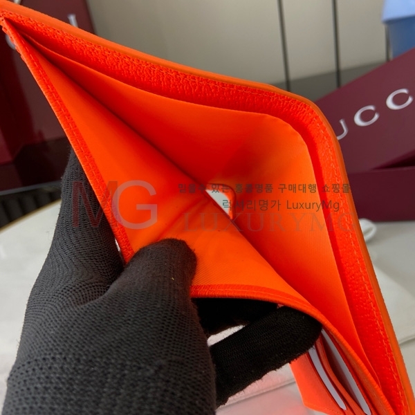  GG   768243-7