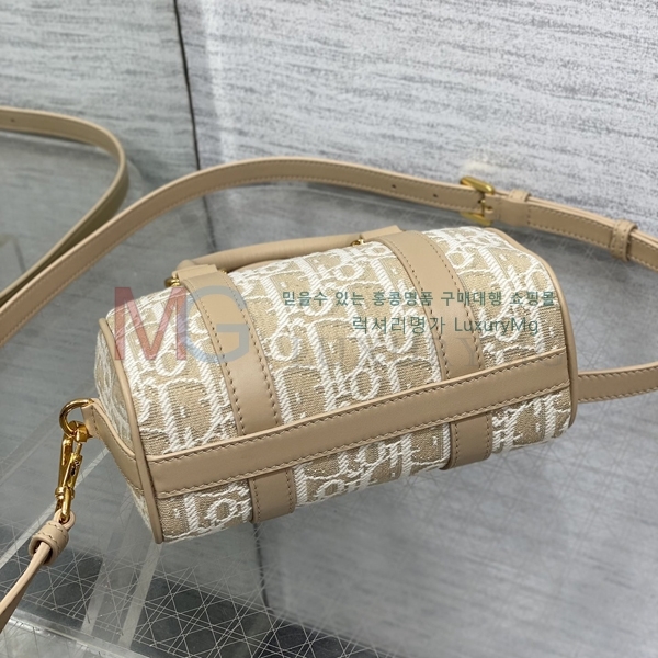  ũ ׷ 17  ̴ M17710-1
