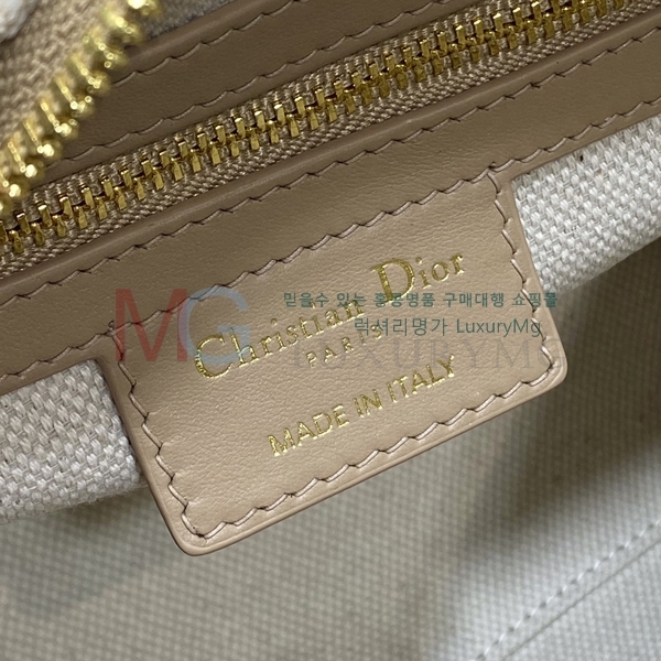  ׷ 20 Ʈ M7010-10