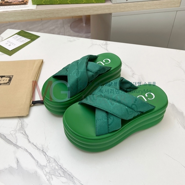    GG382936-7