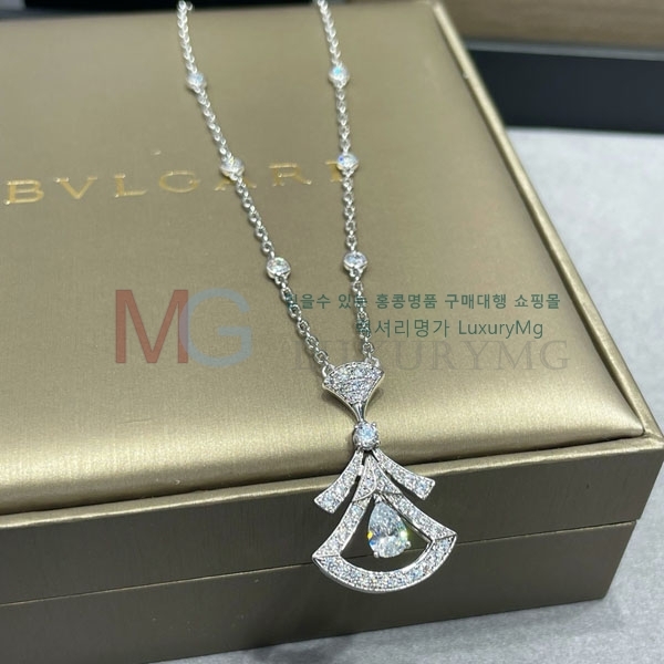 Ұ  B5625683-2
