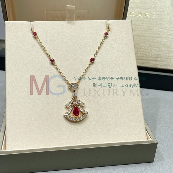 Ұ  B5625683-4