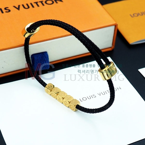̺  LV030187-1