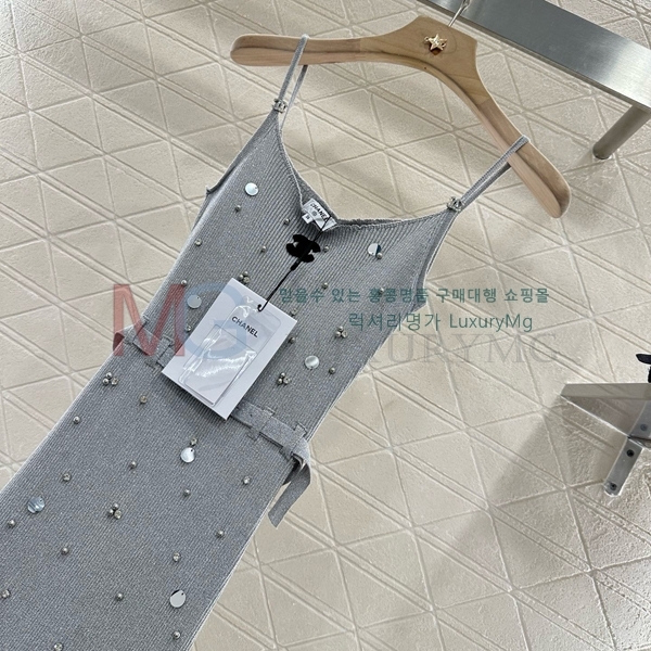  * ǽ CH60678-2