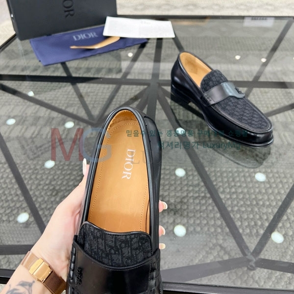    DR990622