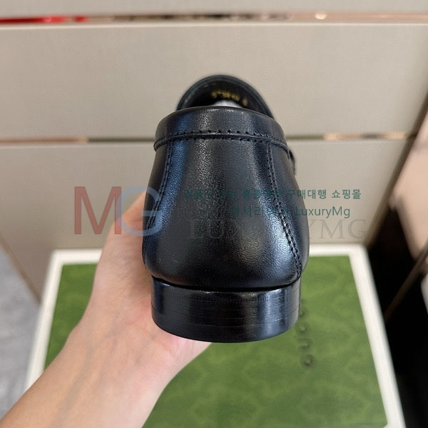   屸 RK566111-6