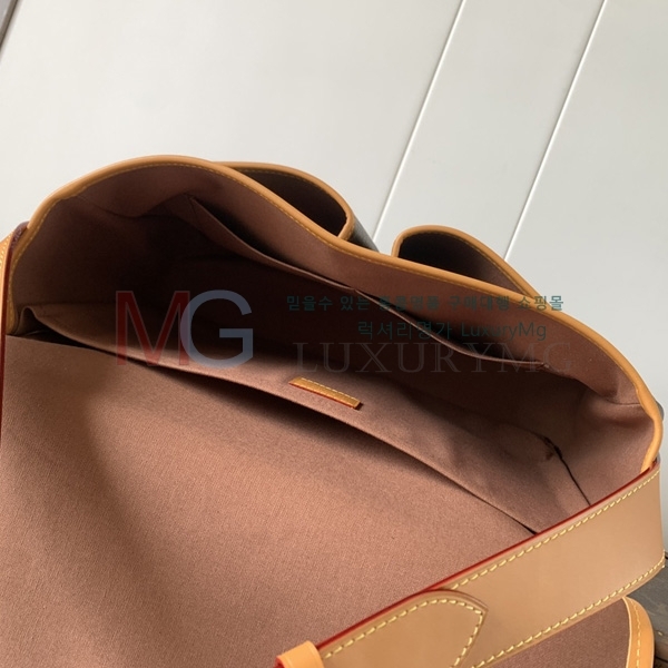 ̺ ÿ ޽ M14723-1
