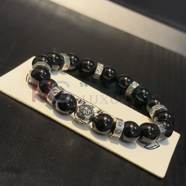 ũ   CH500069-1