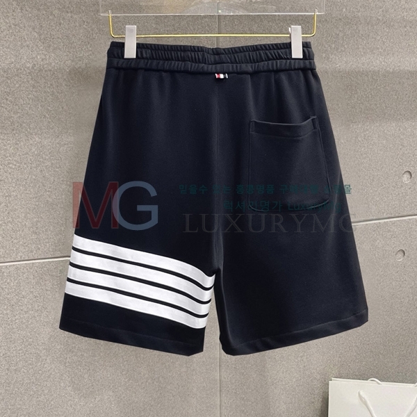   ݹ 489667-1