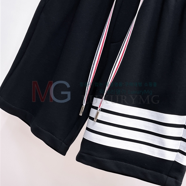   ݹ 489667-1