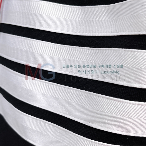   ݹ 489667-1