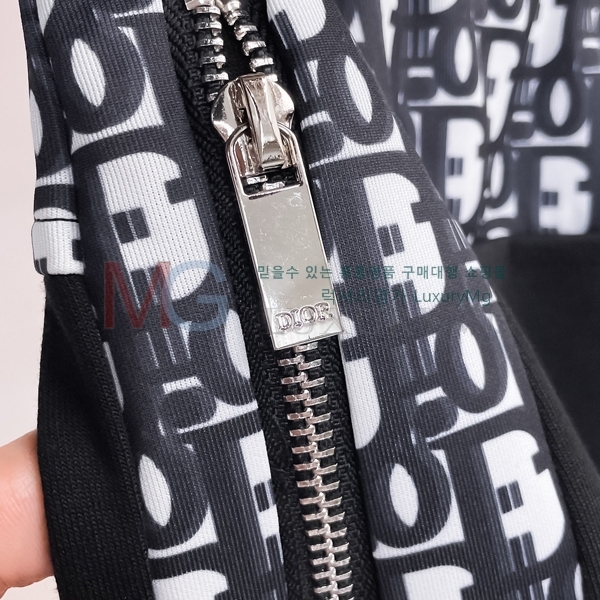   ݹ 489659-2