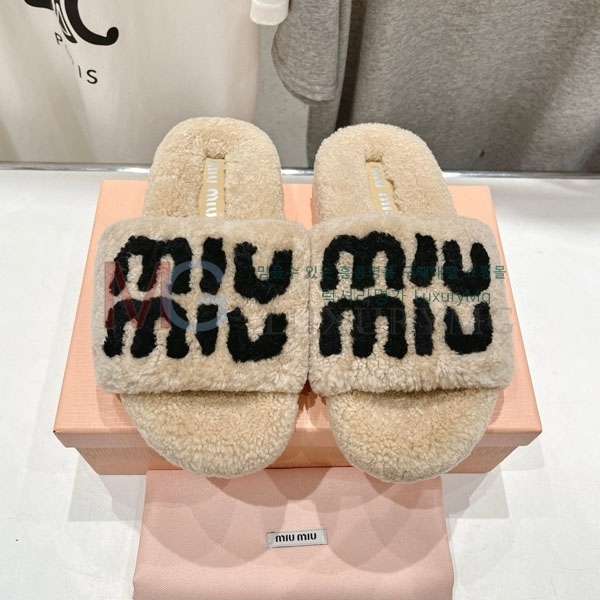  ̿̿   MIU09663-4