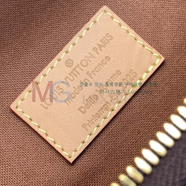 ̺   M15271