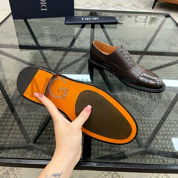    DR666055