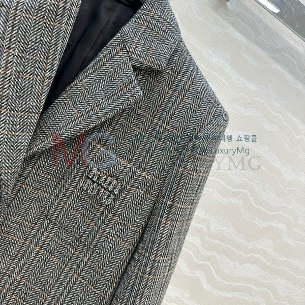  ̿̿  MIU248924-1
