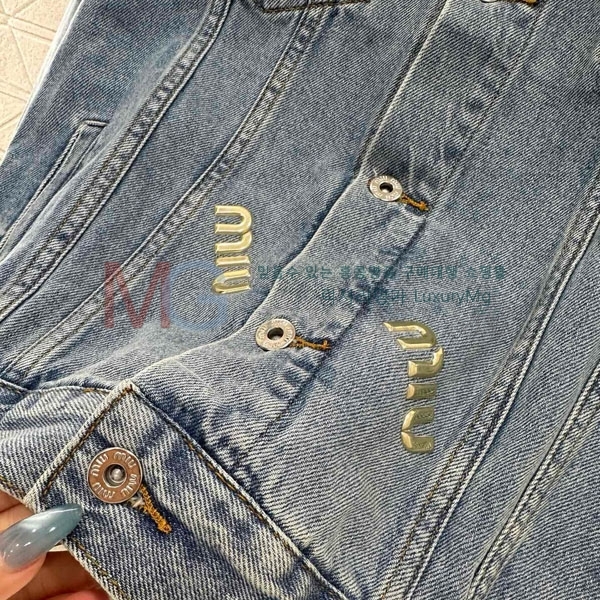  ̿̿  MIU248924-3