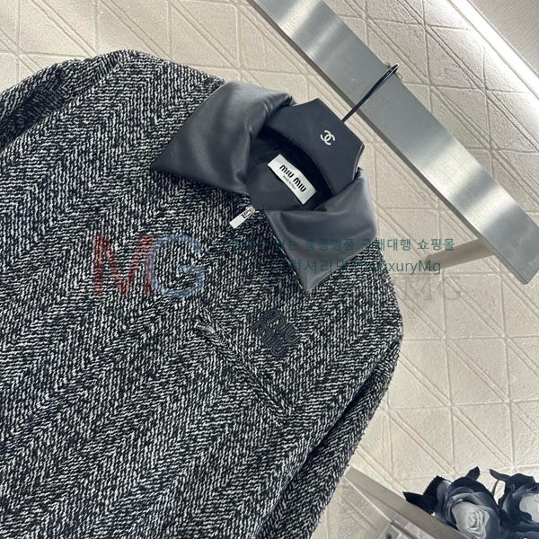  ̿̿  MIU248924-4