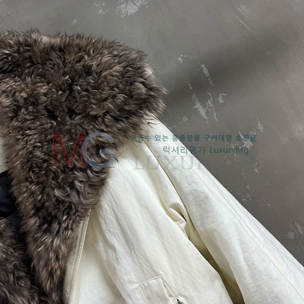  ߷þư ٿ е BL04567022-2