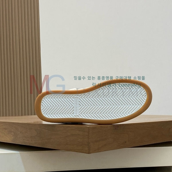  ζ Ŀ YSL56069-3