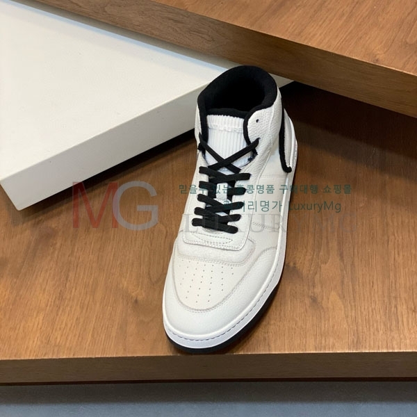  ζ Ŀ YSL56069-4