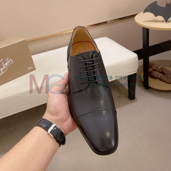 ũ  ĳ־  CL991115-1