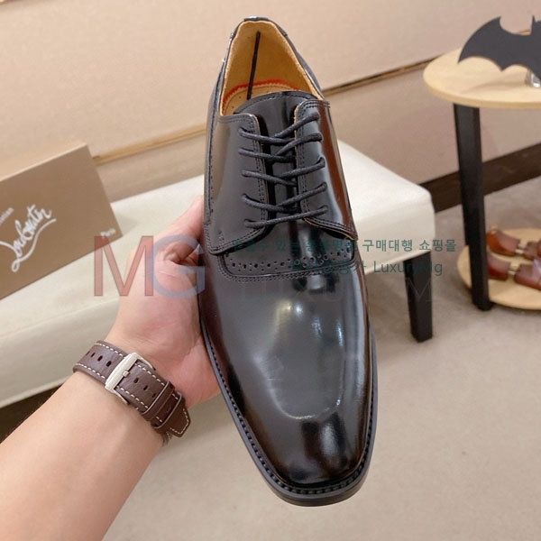 ũ  ĳ־  CL991115-3