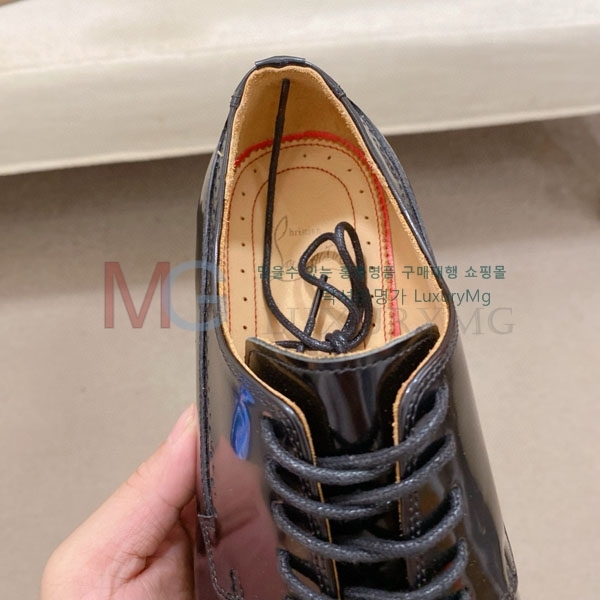 ũ  ĳ־  CL991115-3