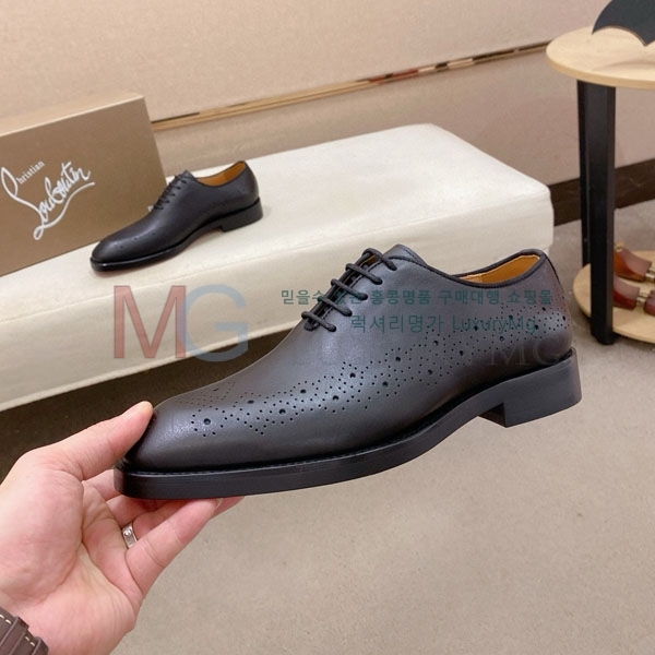 ũ  ĳ־  CL991115-4