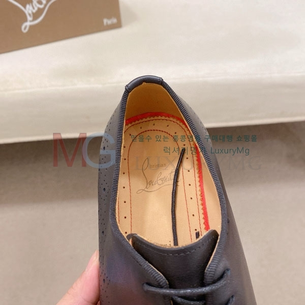 ũ  ĳ־  CL991115-4