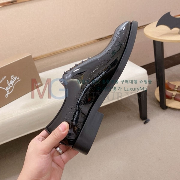 ũ  ĳ־  CL991115-6