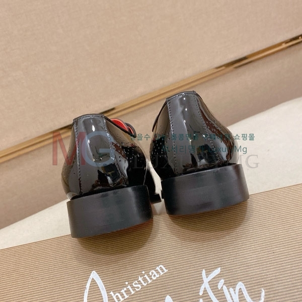 ũ  ĳ־  CL991115-6