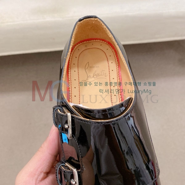 ũ  ĳ־  CL991116-1