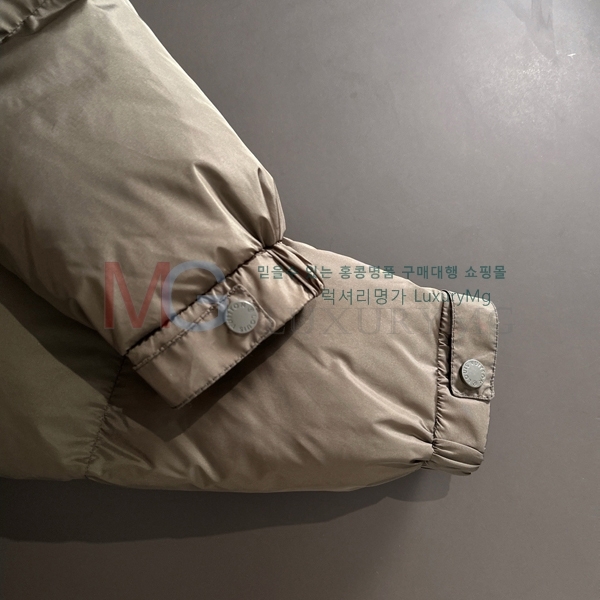 ���� ���̺��� �ٿ� �е� 836822-1