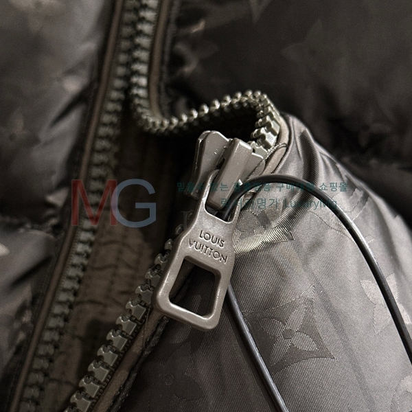 ���� ���̺��� �ٿ� �е� 836822-1