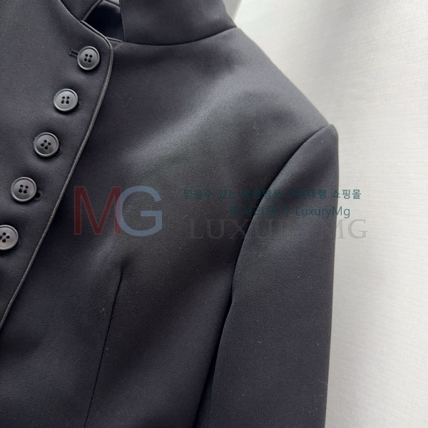  η**  LP2348806-5  룩