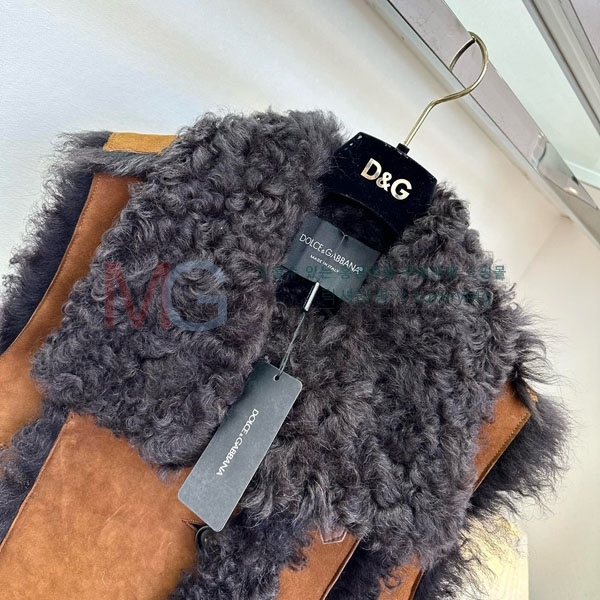  üذٳ þ    DG3240354-1